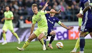 Olmo, the team's captain and no. Dani Olmo Vor Ruckkehr Zum Fc Barcelona Uber Umweg Zagreb Zum Durchbruch Bei Barca