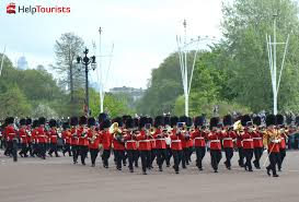 Es steht auf sumpfigem grund, deshalb sind die riesigen. Buckingham Palace Infos Fakten Tickets Und Wachablosung Touristen In London Touristen In London