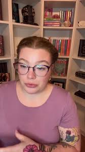 How to Avoid Book Mold Using Herbs