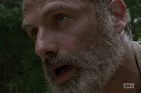 La chaîne américaine vient de dévoiler le premier trailer de la saison 9 de sa série emblématique pendant le comic con de san diego en californie.beaucoup. The Walking Dead Rick Grimes De Retour Dans La Serie