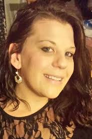 Kari Carter's Instagram, Twitter & Facebook