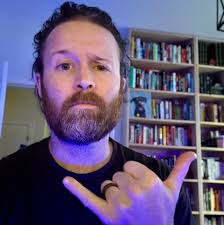 It's a Substack Summer (Reading List)!