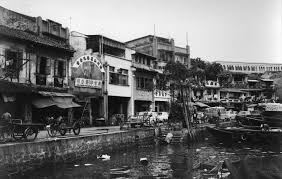 Joshi et al., (2012) explain that the singapore river before its development in the 1970s was the physical centre buzzed with a flurry of economic and social activities. Clean And Clear