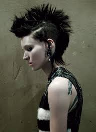 Journalist mikael blomkvist is aided in his search for a woman who has been missing for forty years by lisbeth salander, a young computer hacker. Rooney Mara Miaylita