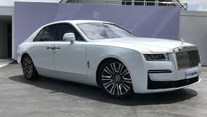 From the world's pinnacle motor car phantom to the bold attitude of black badge and beyond. Rolls Royce Ghost 2021 Review Opulence And Elegance Without Peer For This Maybach Competitor Carsguide