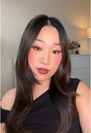 Angela South's Instagram, Twitter & Facebook