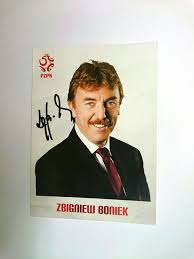 In the game fifa 19 his overall rating is 88. Autograf Zbigniew Boniek 7172874316 Oficjalne Archiwum Allegro