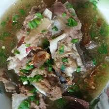 Dibanding sop daging kambing, membuat sop daging sapi bening justru lebih mudah karena nggak banyak lemak pada dagingnya. Bumbu Sup Daging Sapi Enak