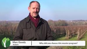 Scott Hurrell, graduate of the Bachelor's degree in Viticulture and Enology 