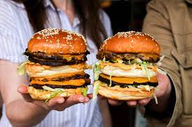 El 28 de mayo 2021 celebraremos por sexta ocasión el burger day en nuestros restaurantes a través de una promoción especial para todos nuestros invitados. Usvvkgjctqrxwm