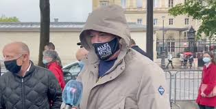 Éric zemmour, né le à montreuil, est un journaliste politique, écrivain, essayiste, chroniqueur et polémiste français, généralement classé à l'extrême droite. Recriweb S Tweet Manifpolice On Ne Voit Pas Tres Bien Roussel Pcf Et Faure Ps Sur Les Photos Mais Tout Le Monde Y Est Pour Rendre Hommage Aux Detachements Speciaux D Hommes Armes