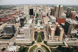 What to see in st louis. St Louis Bucket List 18 Fun Things To Do In Missouri S Stl