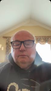 Hey boys! As we wrap up the season here at Yale , an old friend has some  words of wisdom for you… ( video 1 of 2 ) #lionmode🦁 #dreamsbeginhere  #lifechampions