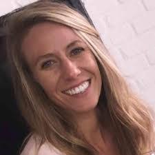 Mae Larson's Instagram, Twitter & Facebook