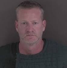 Marion County detective accused of selling dead man's guns he took while