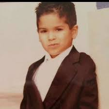 Aaron Bearce's Instagram, Twitter & Facebook