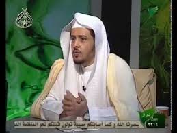 مسح المرأة على الحناء أو الصبغة أو ما غطت به شعرها عند الوضوء Youtube