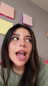 Mia Dilley's Instagram, Twitter & Facebook