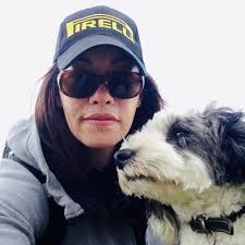 Lizzie Falconer (@lizziefalc)