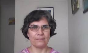 Profesora de español, con 30 años de experiencia, ofrece clases para  neófitos.