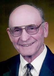 Sandra Geist's Instagram, Twitter & Facebook