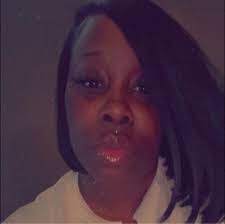 Shana Morton's Instagram, Twitter & Facebook