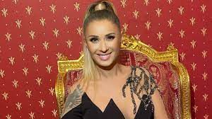 Anamaria prodan a postat un mesaj surprinzător pe instagram înainte să anunțe divorțul. Anamaria Prodan In Fotografii Sexy Pe Instagram B1 Ro