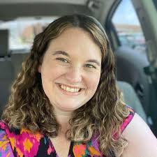 Dara Jackson's Instagram, Twitter & Facebook