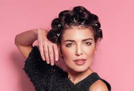 Love the look of retro pin curls but have no idea how to do them? Retro Babe How To Do Pin Curls Spornette