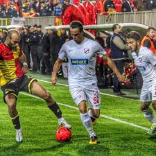 März 1989 in zwolle) ist ein niederländischer fußballspieler. Aleksandar Prijovic Home Facebook