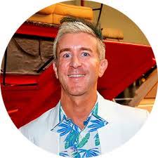 Scott Leeman's Instagram, Twitter & Facebook