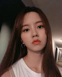 pin oleh karin di kim so hyun aktris kecantikan orang asia anime gadis cantik