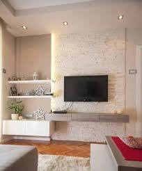 Cu ajutorul pietrei decorative putem realiza stiluri diferite de amenajare, de la un aspect rustic 3. 2 Televizor Pe Perete Cu Piatra Naturala Amenajare Living Mic Bloc Casadex Ro