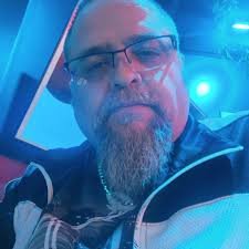 Six secrets behind a barbers success TAKE NOTE : 1. Locate the right shop.  Successful companies and business owners always have a blueprint. ...  2.Tune out the noise. Meditation and visualization are