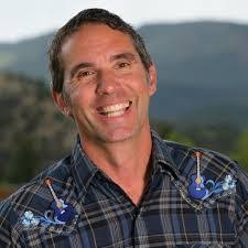 Lori Westhoff's Instagram, Twitter & Facebook