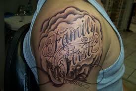 Everybody Love To Tattoo The Grasshopper Tattoo Designs Family Tattoos Family First Tattoo Family Crest Tattoo