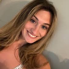 Emmy Estes's Instagram, Twitter & Facebook