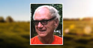 Lisa Mcglothin's Instagram, Twitter & Facebook