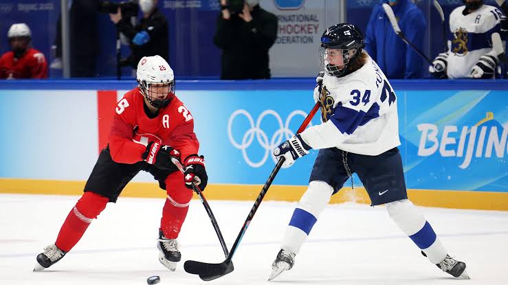 Switzerland looking to upset bronze bombers Finland in women's ice hockey  third-place playoff