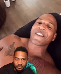 NAH Somebody come get Steebie he still making that face lmao 🤣