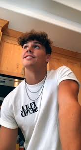 Noah Beck In 2020 Beck Noah Surfer Boys