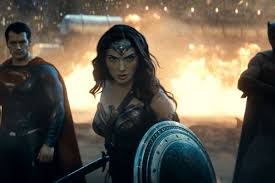 Batman momentarily weakens the monster with a kryptonite gas grenade, giving superman the opening he needs to deliver the killing blow to doomsday, with the kryptonite spear. Batman V Superman Dawn Of Justice 19 Things That Don T Make Sense In This Nonsensical Movie Vox
