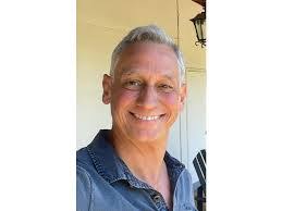 Alberto Valdivieso's Instagram, Twitter & Facebook