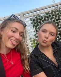 Ella Hale's Instagram, Twitter & Facebook