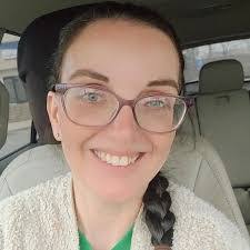 Dawn Elias's Instagram, Twitter & Facebook