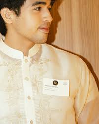 excited to see what's next for @yseali_official and @usembassyph 🤩 thank  you for having me at last night's YSEALI Creators Co-Lab Closing Reception