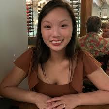 Lily Li's Instagram, Twitter & Facebook