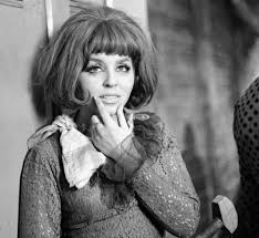 Kalina jedrusik was born in czestochowa, poland in 1931. Ula Ryciak W Zyciu Uczuciowym Kaliny Jedrusik Duzo Bylo Teatralnosci Wywiad Dziennik Pl