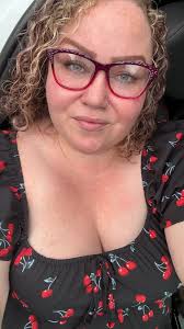 Hi all. 👋 I am new here and want to introduce myself with an image that I  like very much. 🥳