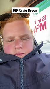 Holly Drennan's Instagram, Twitter & Facebook